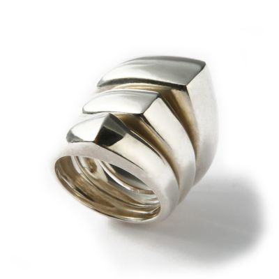 RING V SPYNE