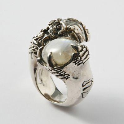 DRAGON ONE STONE