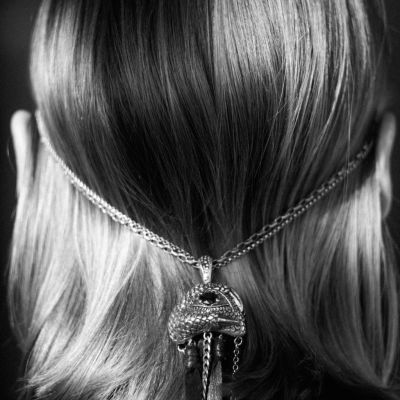 NECKLACE CLAW SIDE ISIDE