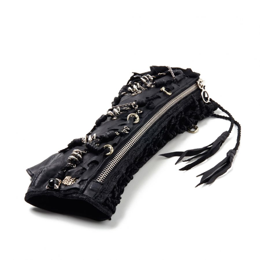 GLOVE NEMESIS