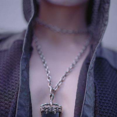 PENDANT MONOLITH