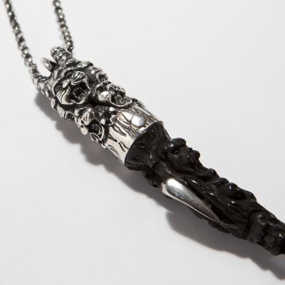 PENDANT KANNIBAL