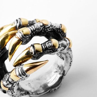 RING CLAWRAP