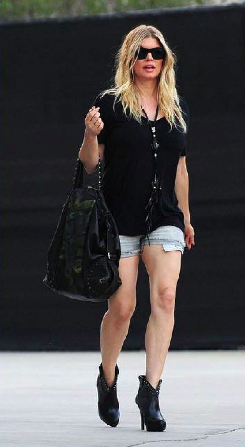 Fergie - Necklace Okinawa