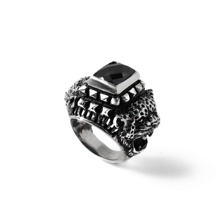 RING J STUDS 